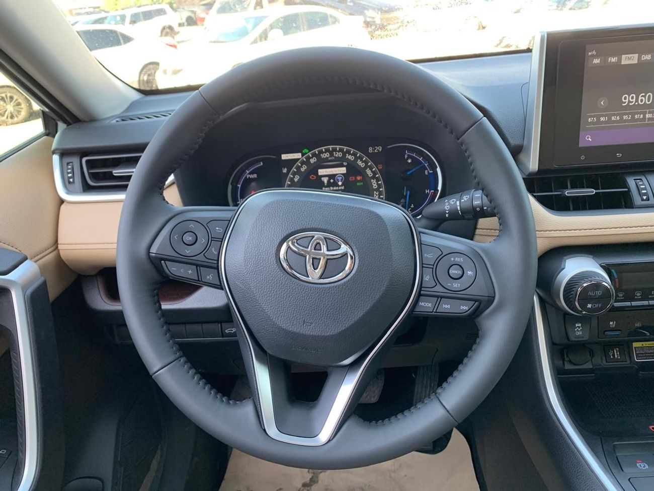 Toyota RAV4 LIMITED FULL OPTION 2.5L V4 HYBRID