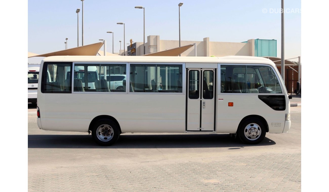 تويوتا كوستر 2015 | COASTER 30 SEATER WITH GCC SPECS AND EXCELLENT CONDITION