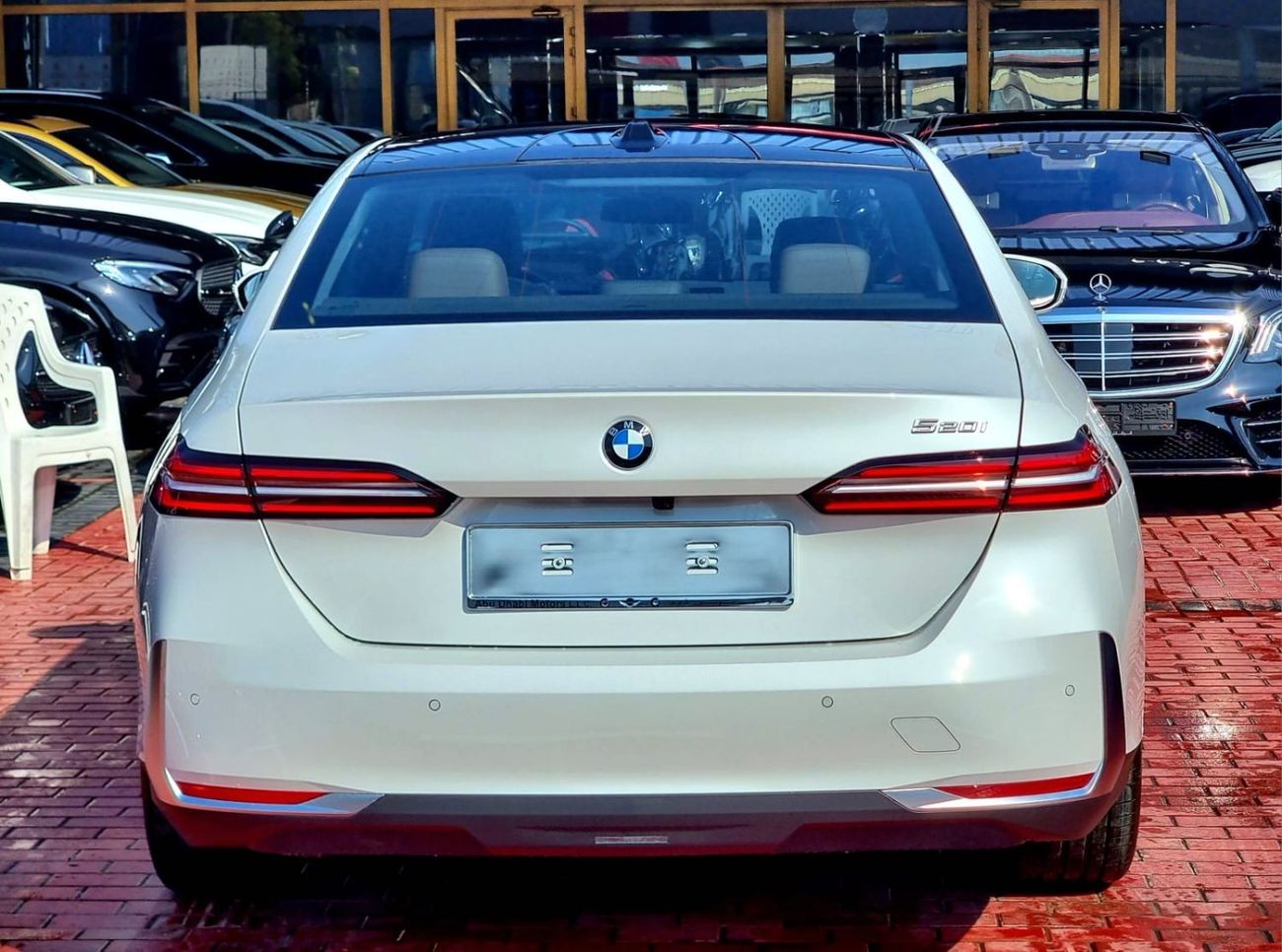 BMW 520i i Warranty & Service 2024 GCC