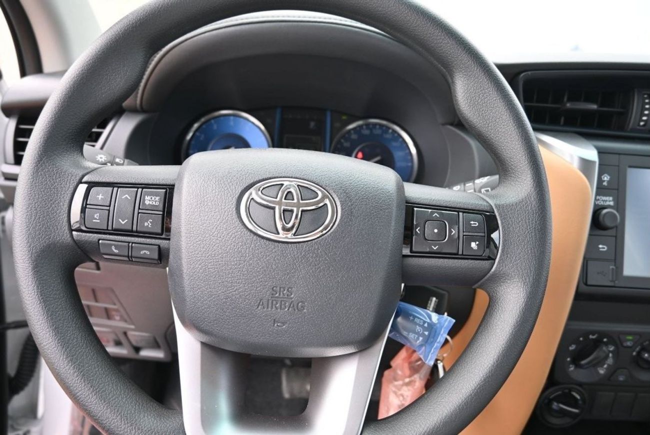 Toyota Fortuner Toyota Fortuner GX 2.7L Petrol, SUV, 4WD, 5 Doors, Cruise Control, Rear Camera, Rear Parking Sensors