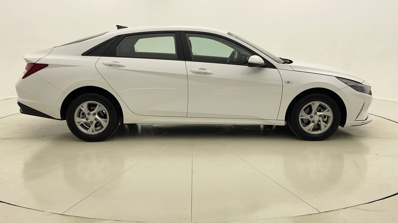 هيونداي إلانترا SMART 1.6 | بدون دفعة مقدمة | اختبار القيادة في المنزل