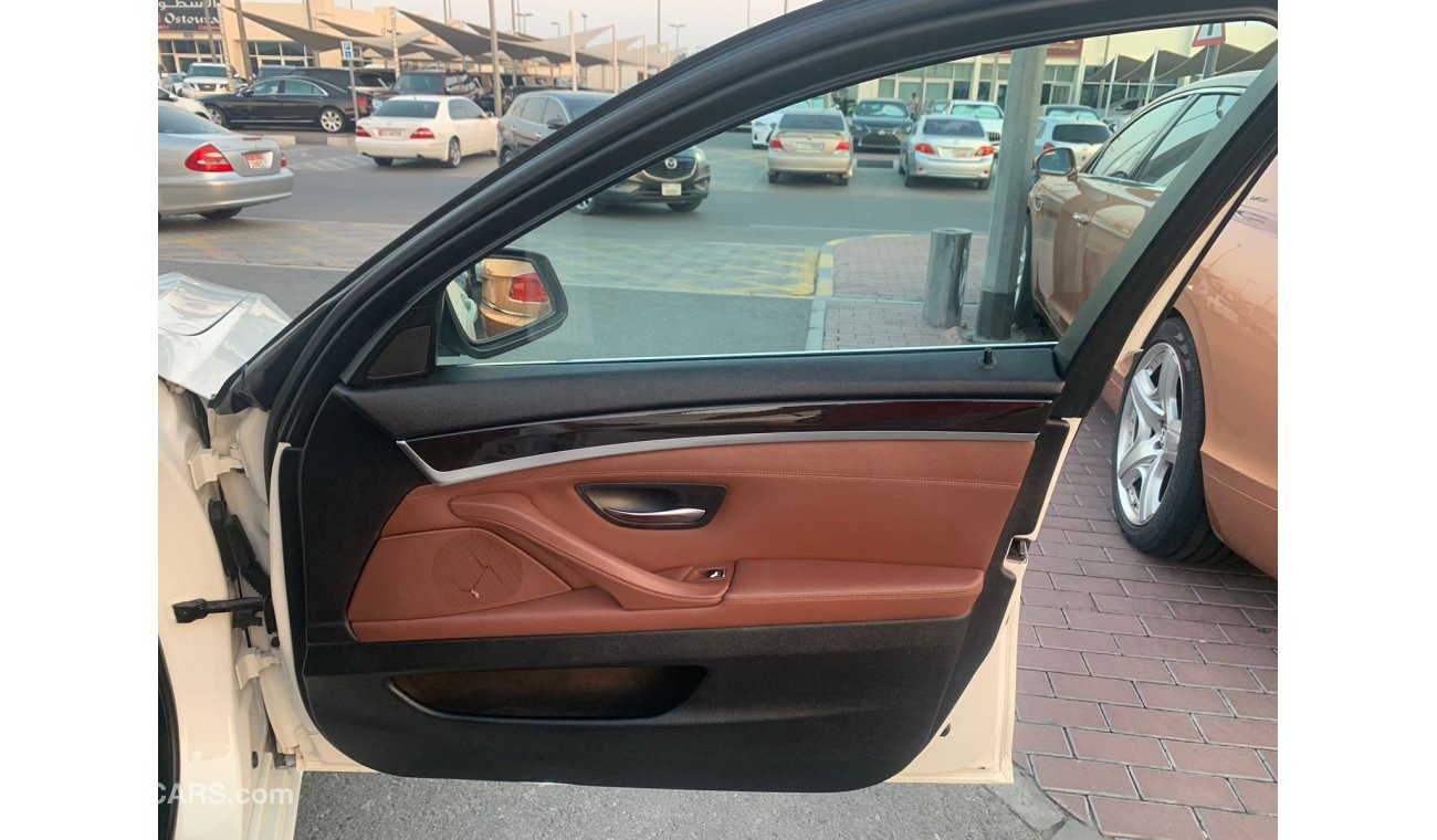 بي أم دبليو 523 BMW 523 i_Gcc_2011_Excellent_Condition _Full option