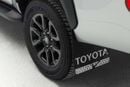 تويوتا هيلوكس Adventure 4.0 - Silver Metallic Inside MLM Black | Export Only