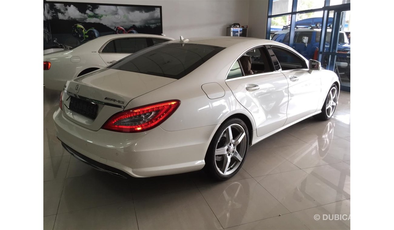 مرسيدس بنز CLS 350 2013 -  gulf specs