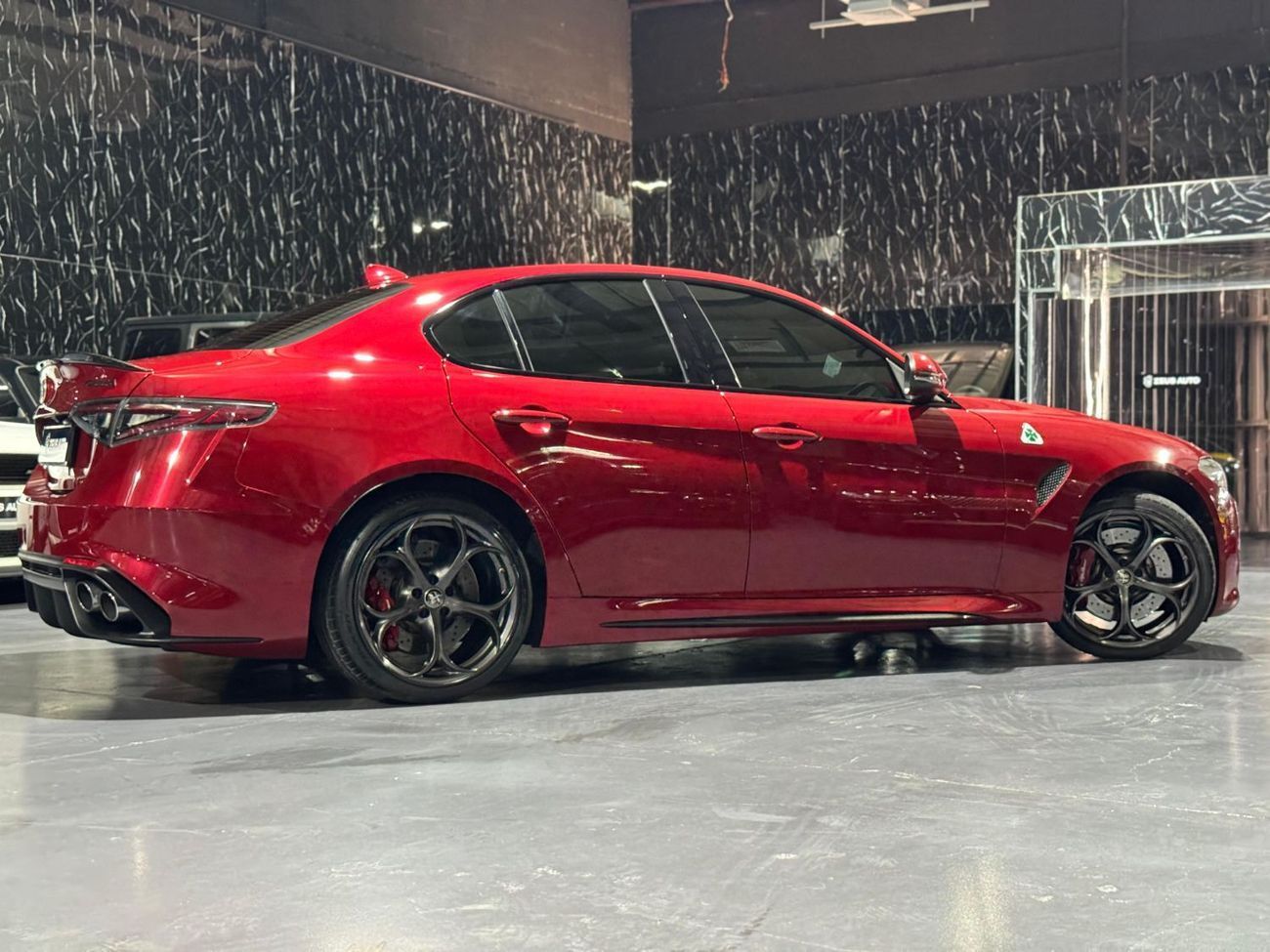 Alfa Romeo Giulia Quadrifoglio Carbon 2.9L 2021 Alfa Romeo Giulia, Nov 2027 Alfa Romeo Warranty + Service Pack, Low Km