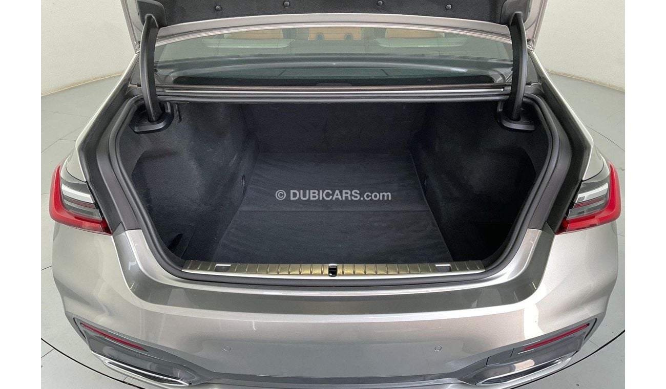 بي أم دبليو 730Li M Sport | سنة ضمان مجانية | نسبة التمويل 1.99% | خالية من أضرار الفيضانات