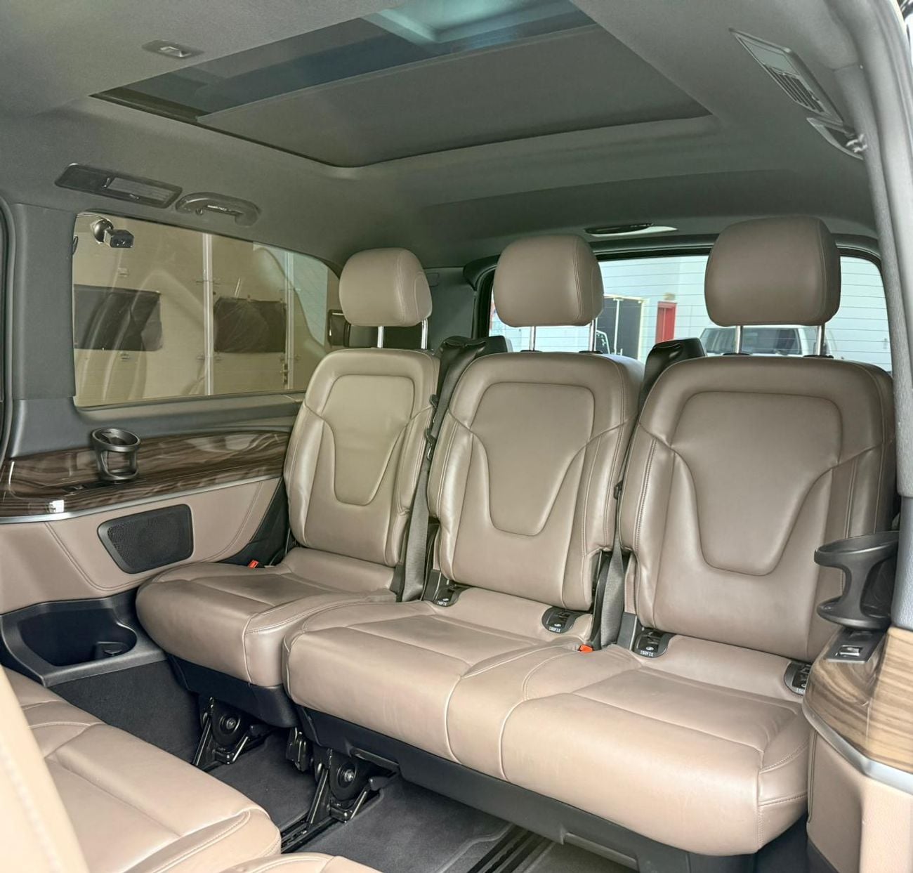 Mercedes Benz V 250 2023 Mercedes Benz V250 Premium, Warranty, 8 Seater, Fully Loaded, Excellent Condition, GCC