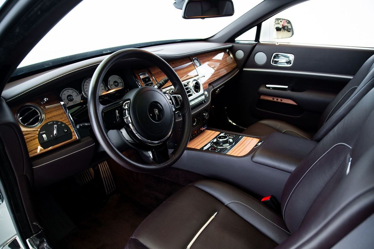 رولز رويس واريث Std