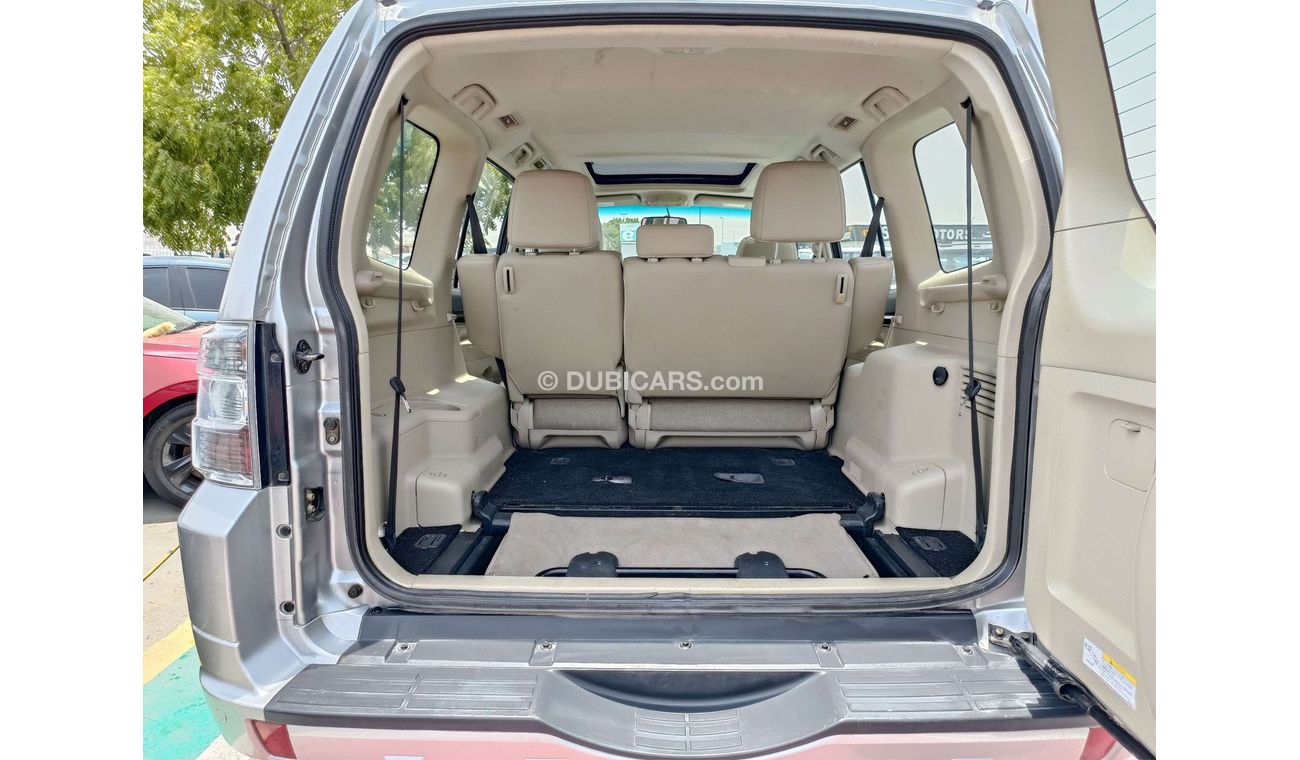 Mitsubishi Pajero // 889 AED Monthly //  SUNROOF / ELECTRIC / LEATHER SEAT LOT / FOP (LOT # 16132)