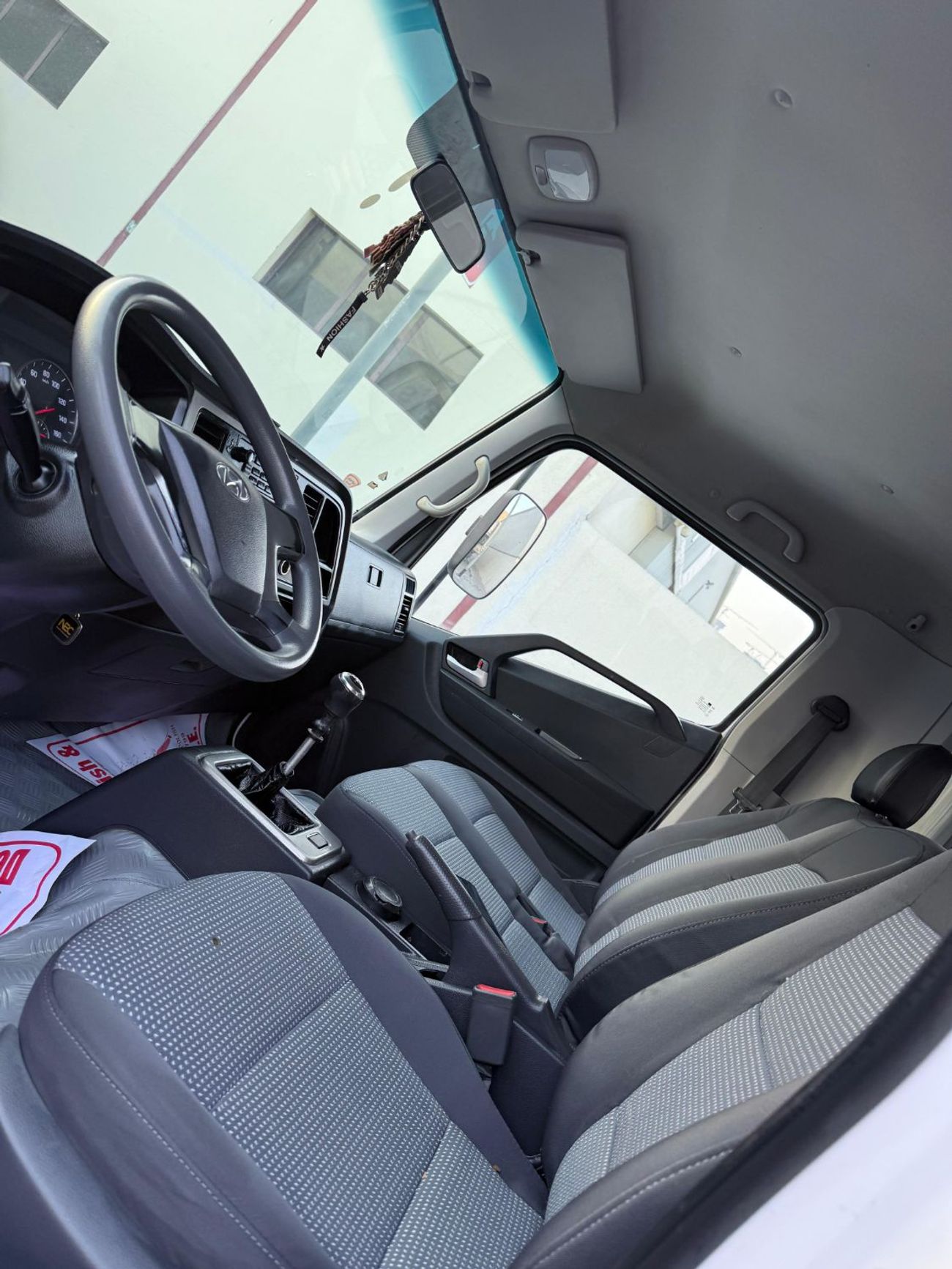 Hyundai Mighty Gcc / EX6 / Tipper