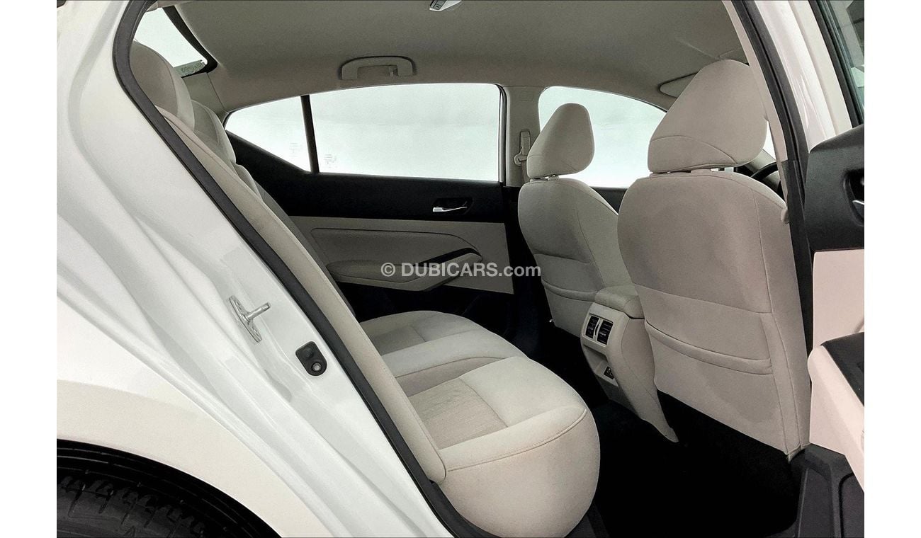 Nissan Altima S W/ Alloy Wheels