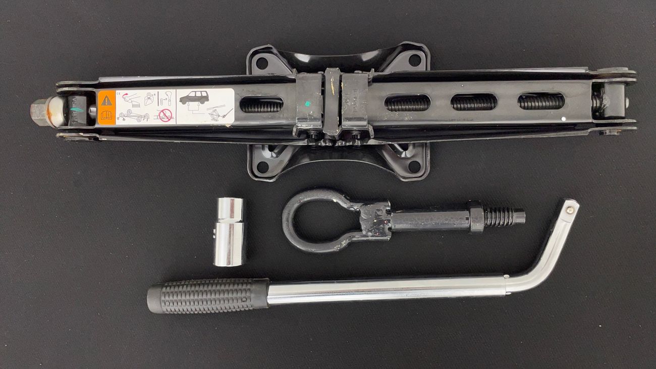 Ford Escort AMBIENTE 1.5 | Zero Down Payment | Home Test Drive