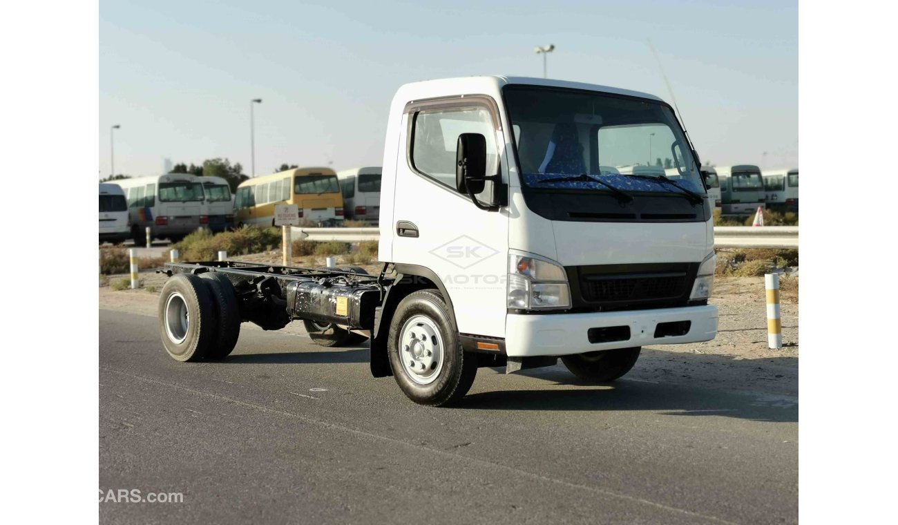 Mitsubishi Fuso Canter 4.0L DIESEL, 16" TYRES, MANUAL GEAR BOX, FRONT A/C, DUAL BATTERY (LOT # 8466)