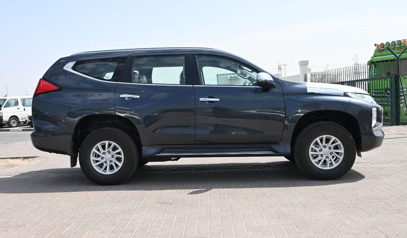 Mitsubishi Montero MITSUBISHI PAJERO SPORT 2.5L 4WD DIESEL AT 7 SEATER MID OPTION