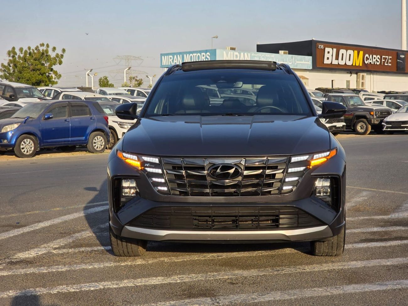 Hyundai Tucson 2023 Hyundai Tucson N line sport Edition 2.5L V4 - Panoramic Roof, original leather seats, Push butt