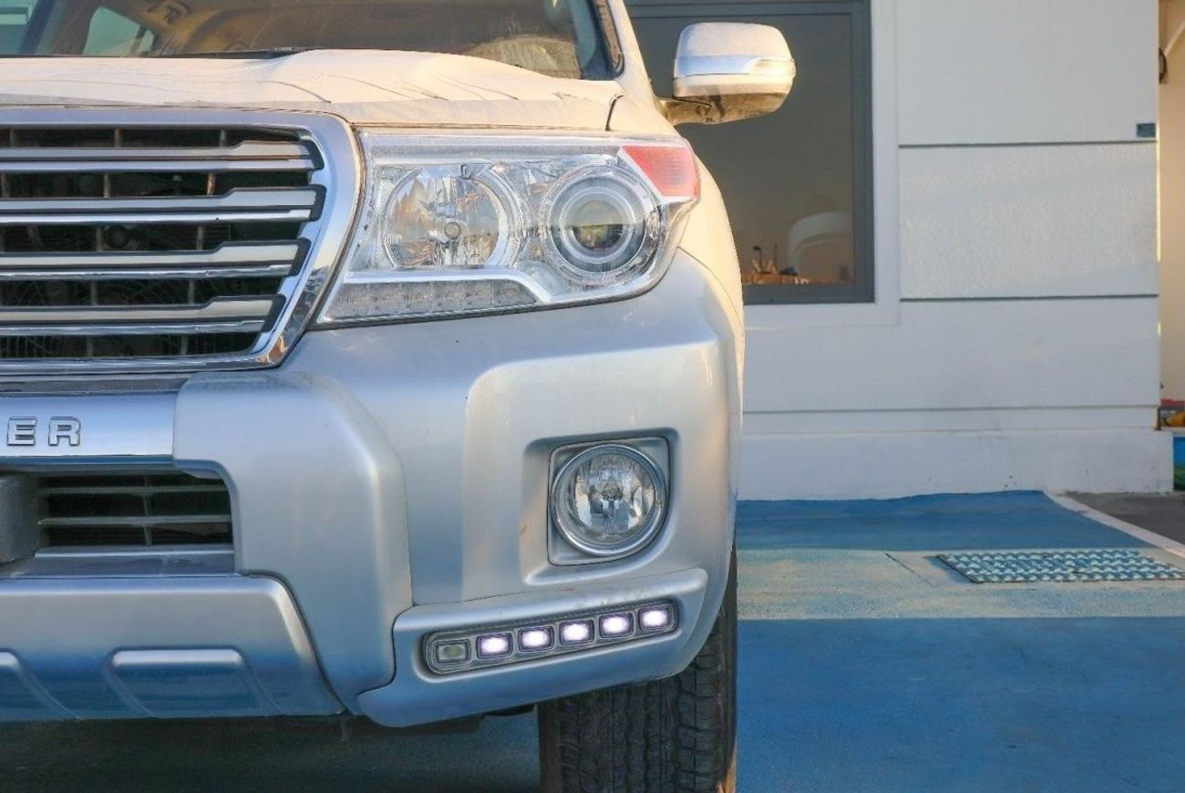 Toyota Land Cruiser GXR