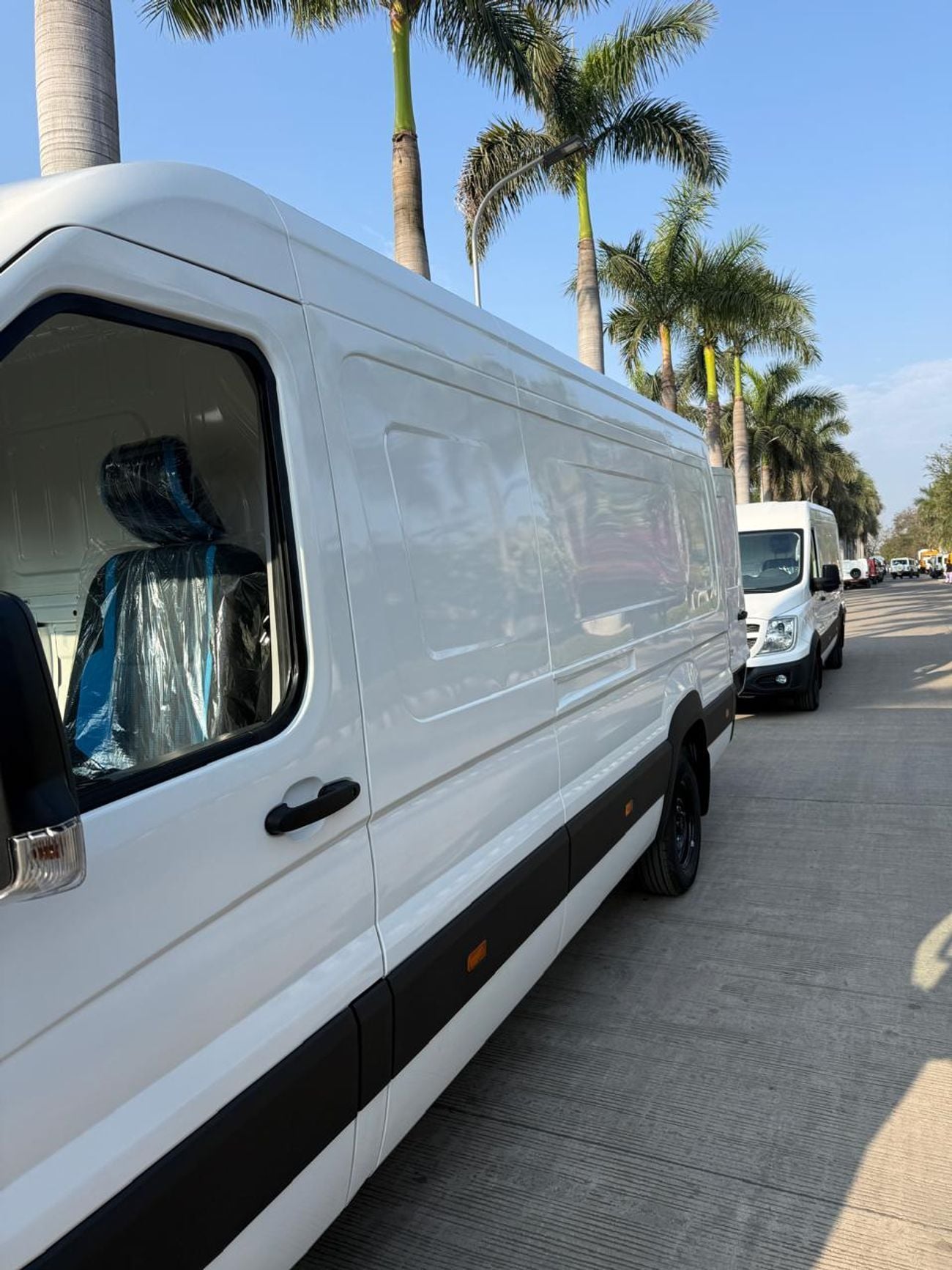 فورس أوربانيا FORCE URBANIA CARGO VAN – BRAND NEW – GCC SPEC  Spacious and reliable cargo van powered by a 2.6L tu