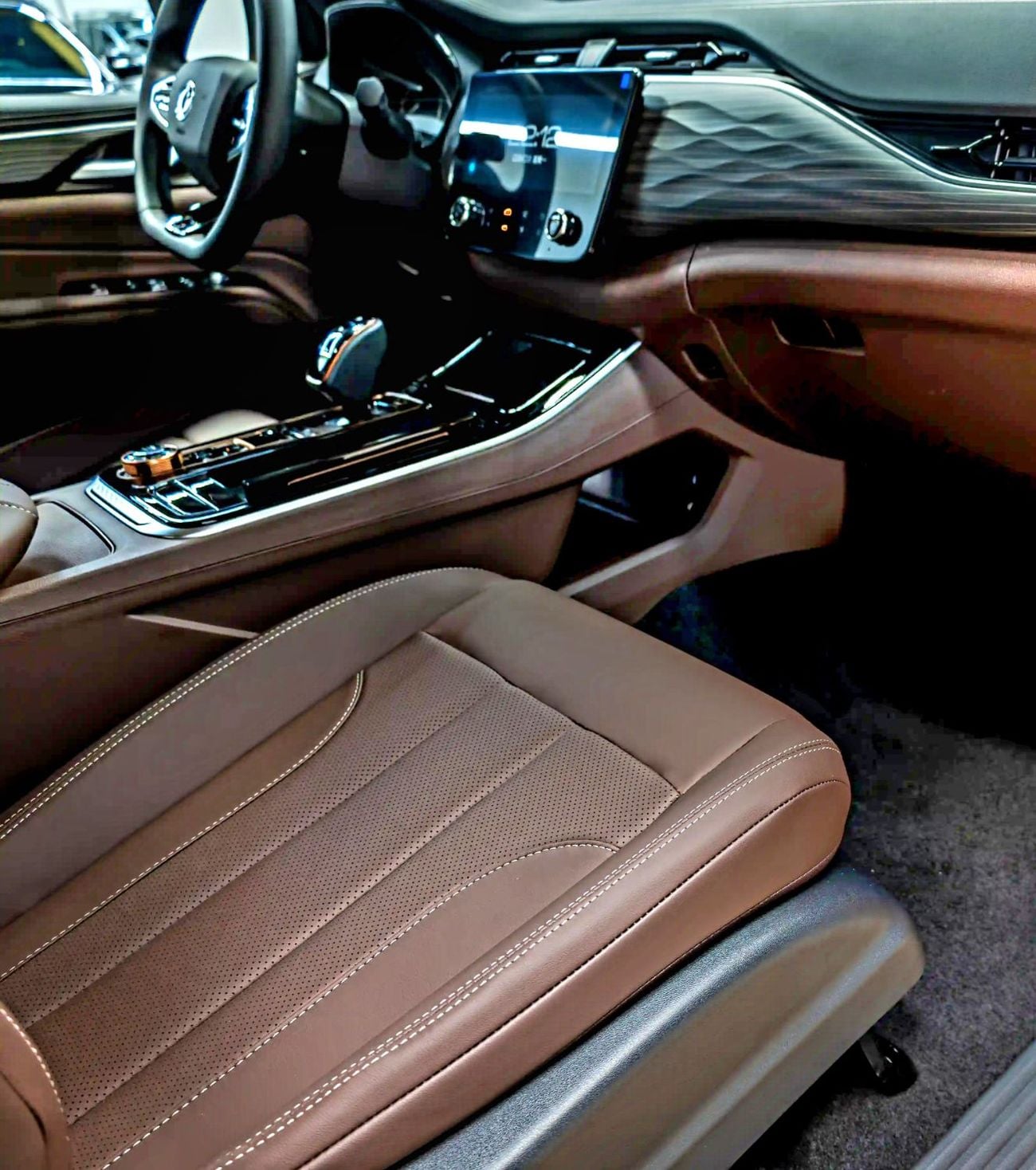 سبروس X300 Spruce X300  4WD By Nissan Company