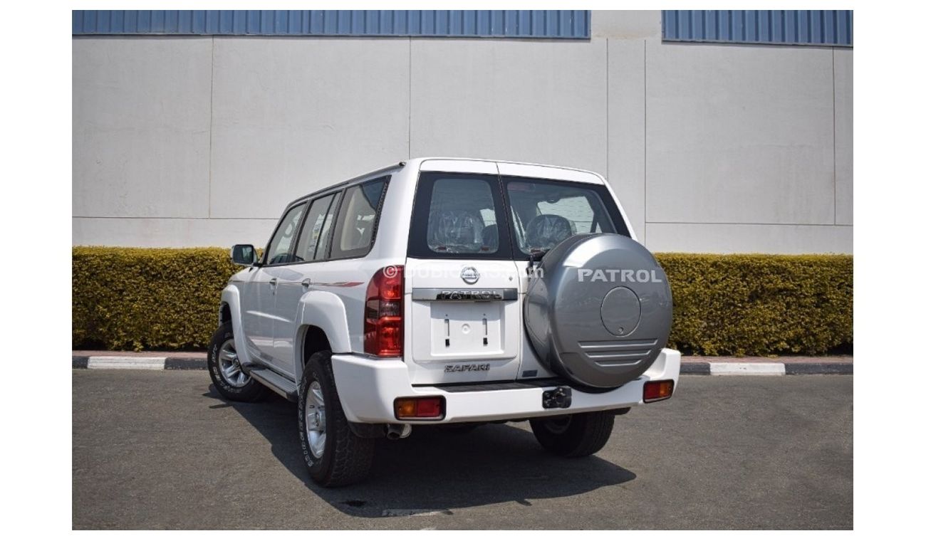نيسان باترول سفاري Nissan patrol Safari Manual Transmission Gcc Full Option
