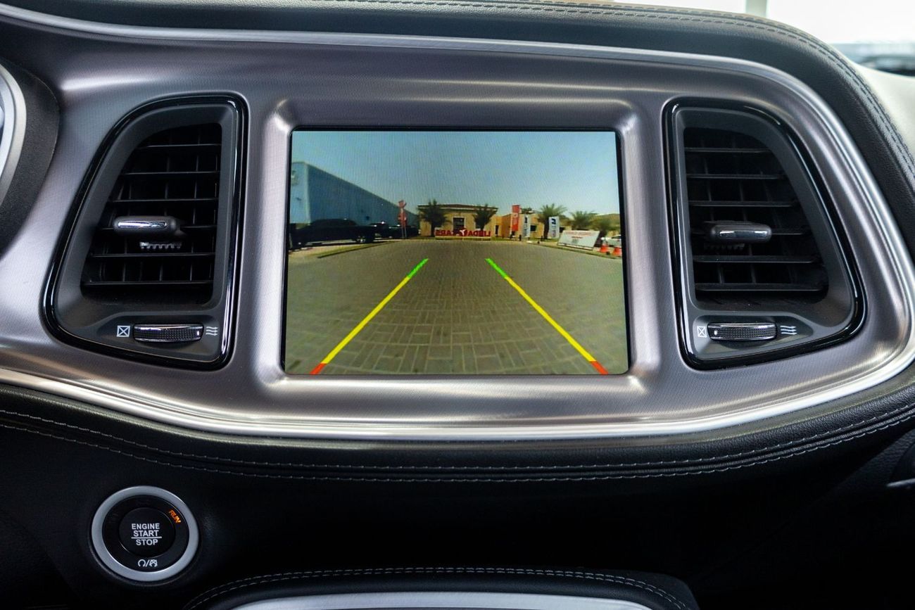 Dodge Challenger R/T Plus 5.7L (372 HP)