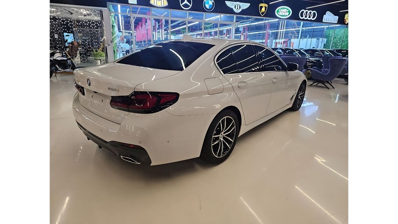 BMW 520i Std 2022 BMW 520 / Mint condition / just 10.000 km