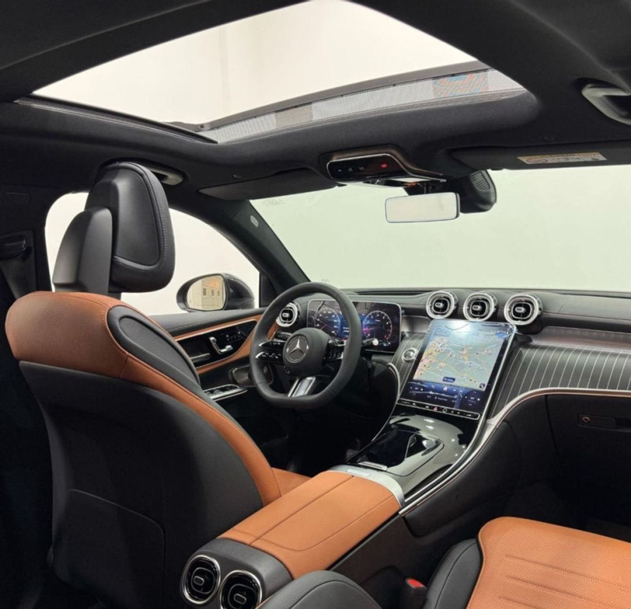 Mercedes-Benz GLC 200 4Matic *Brand New* 2025 Mercedes Benz GLC200 AMG 4MATIC Coupe, 2029 Mercedes Warranty, Delivery Kms,