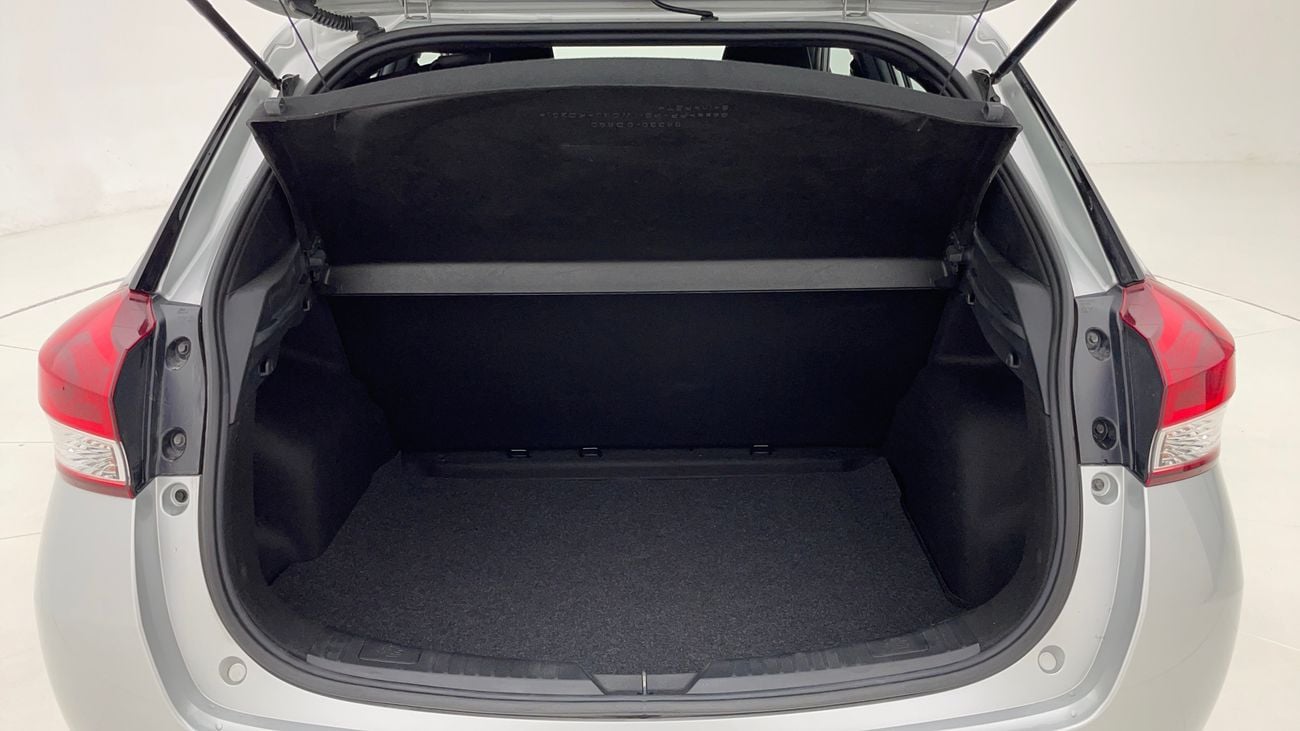 Toyota Yaris SE 1.3 | Zero Down Payment | Free Home Test Drive