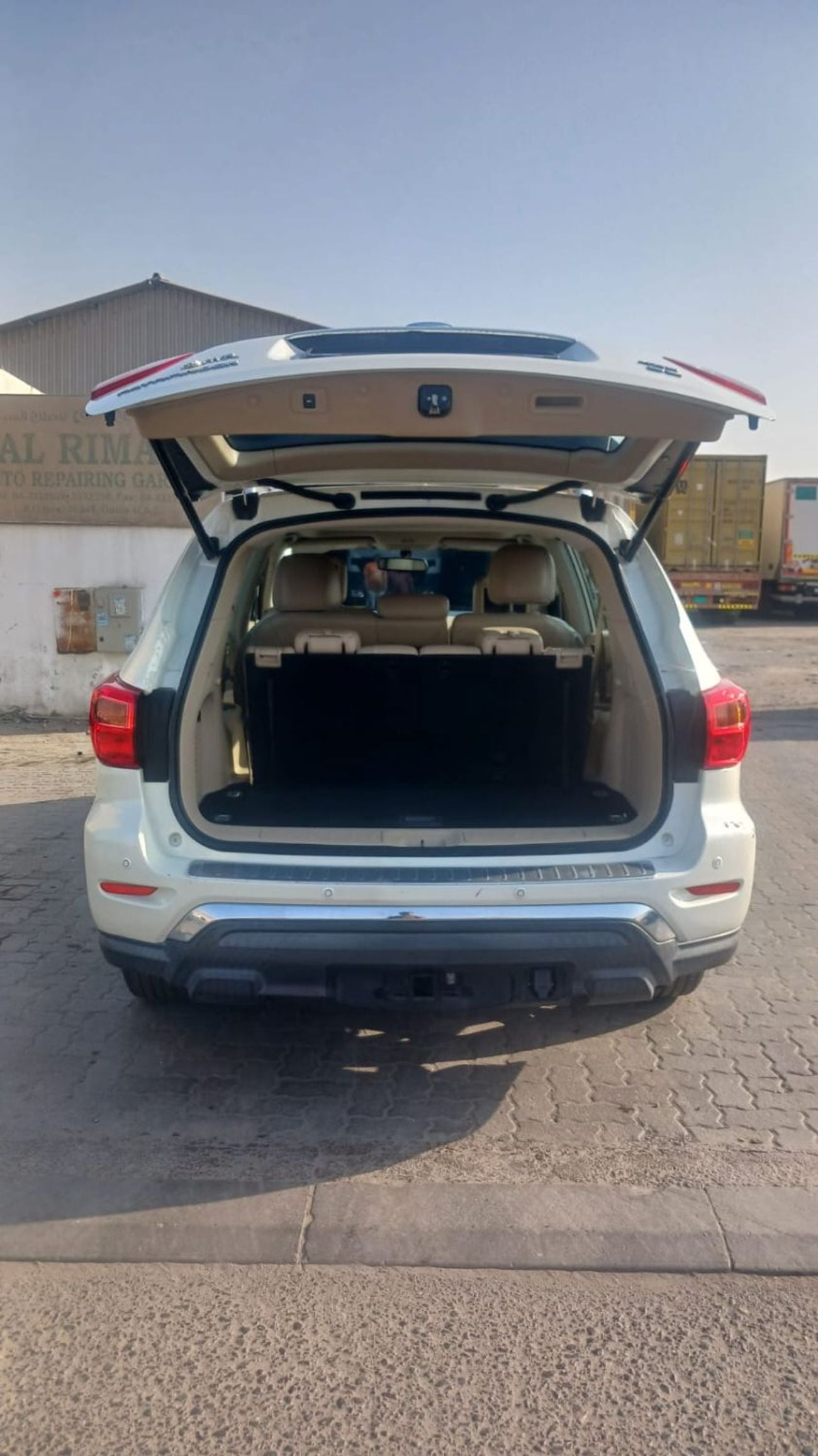 Nissan Pathfinder SL 3.5L (260 HP) 4WD