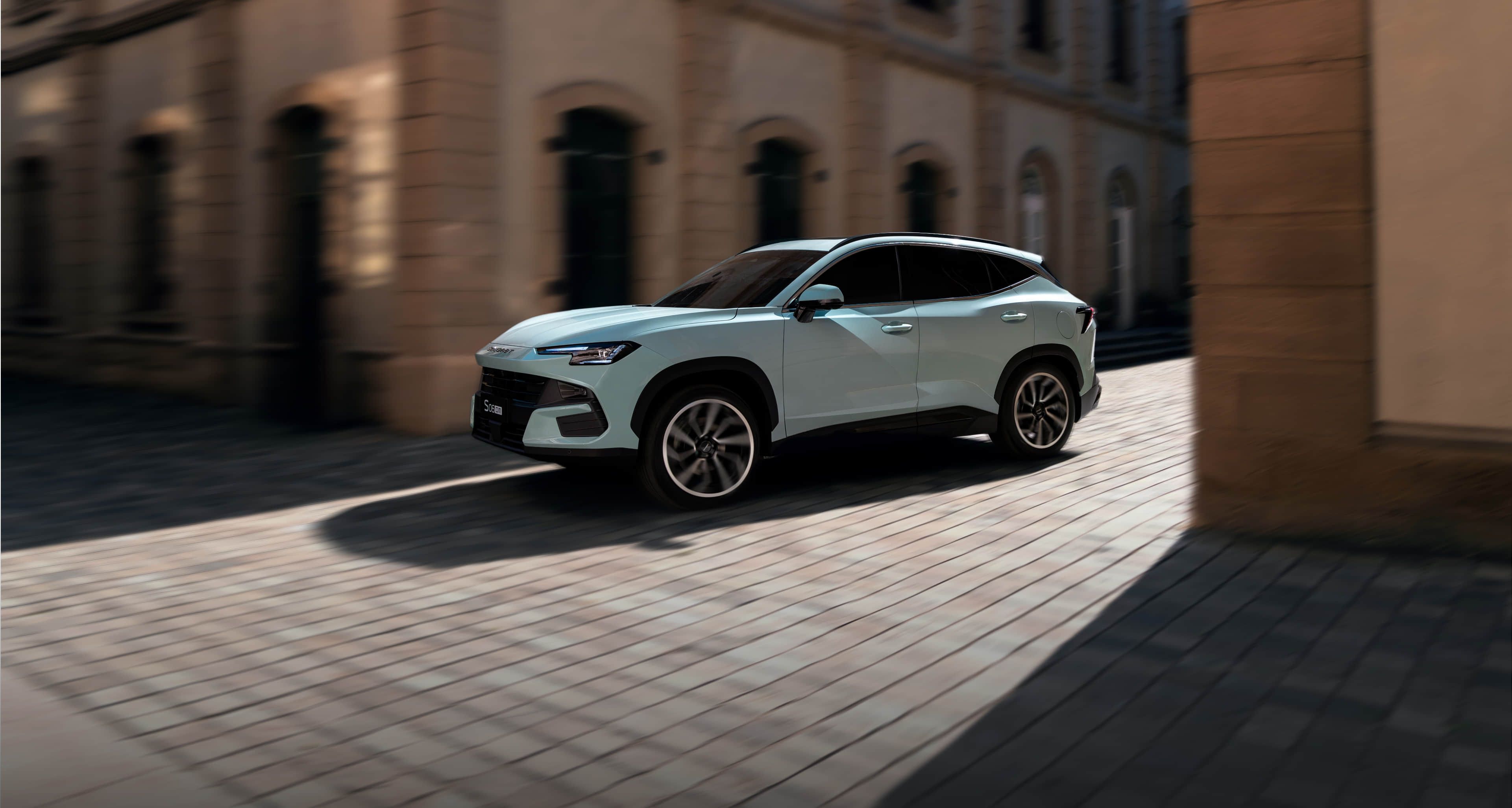 Soueast S06 exterior - Front Side Profile