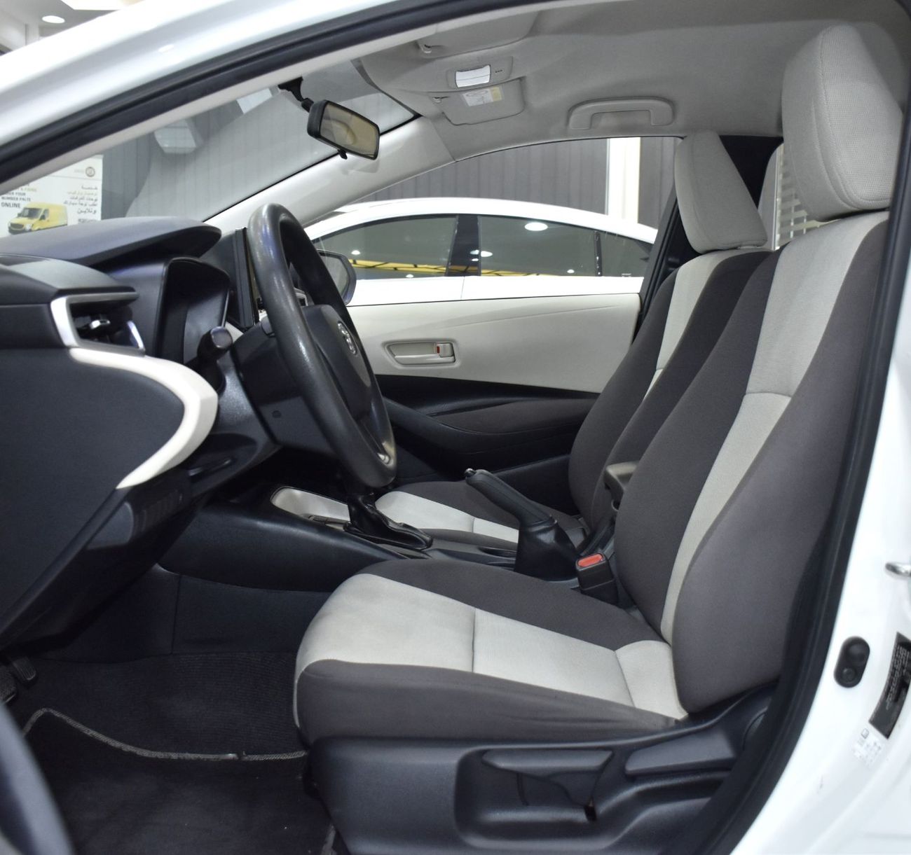 تويوتا كورولا EXCELLENT DEAL for our Toyota Corolla XLi 1.6L ( 2021 Model ) in White Color GCC Specs