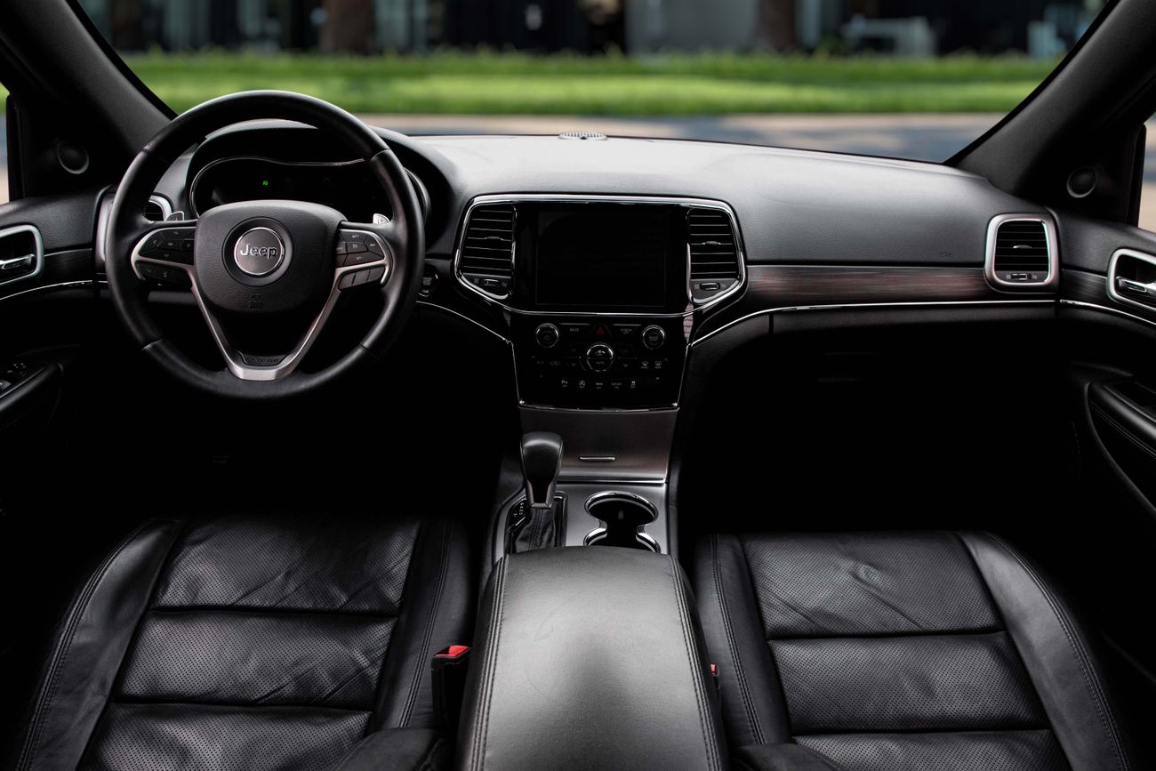 Jeep Grand Cherokee Grand Cherokee Limited | 2,138 P.M | 0% Downpayment | Perfect Condition!