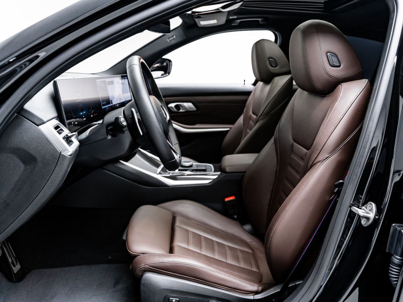 بي أم دبليو 340i 2025 BMW M340i xDrive, December 2029 BMW Warranty + Service Contract, Low KMs, GCC