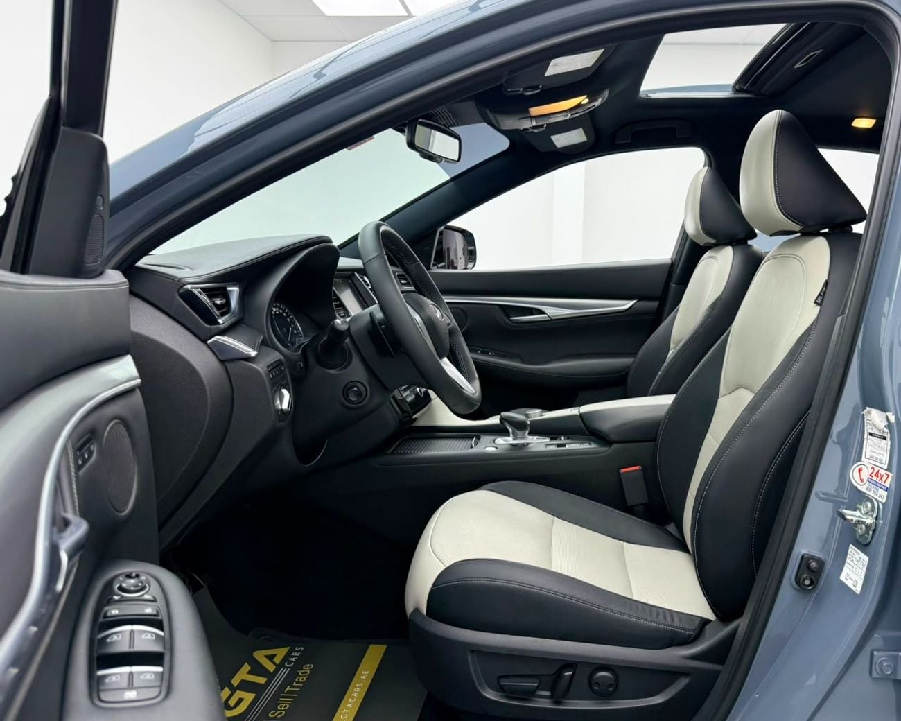 Infiniti QX55 LUXE 2022 Infiniti QX55, Auto Guard Warranty, Full Infiniti Service History, GCC Specs