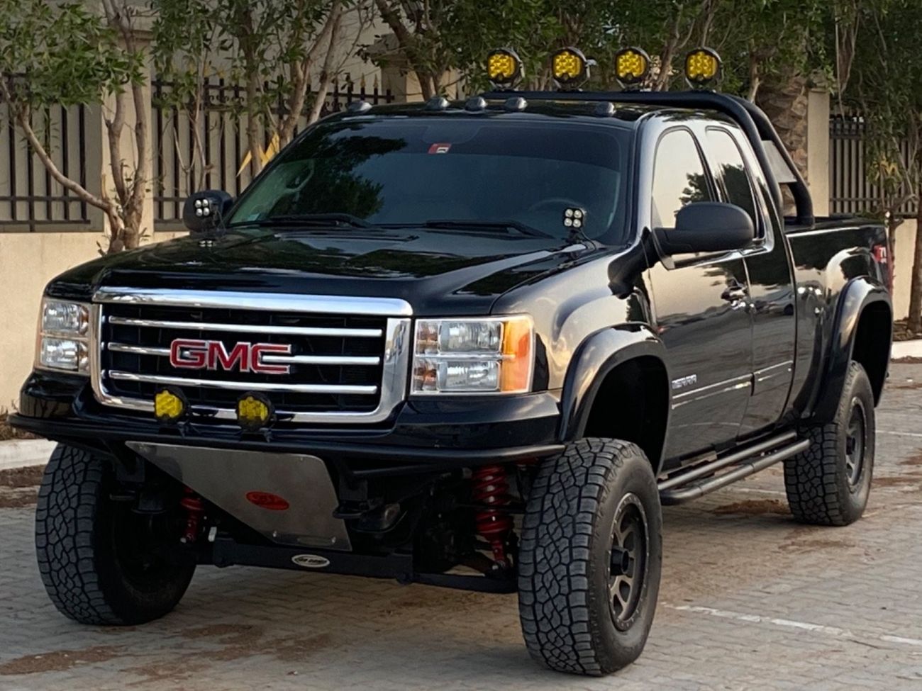 GMC Sierra 1500 SLT
