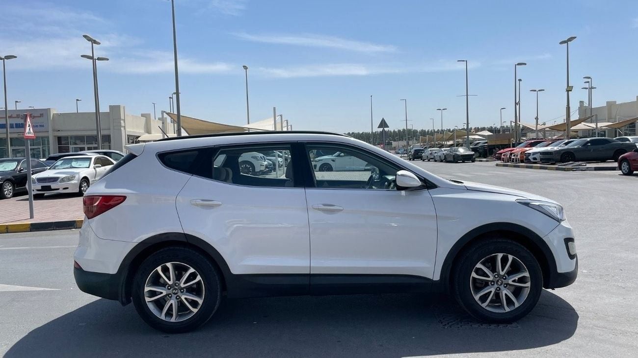 هيونداي سانتا في GL 2.4L AWD 7Seats خليجي.