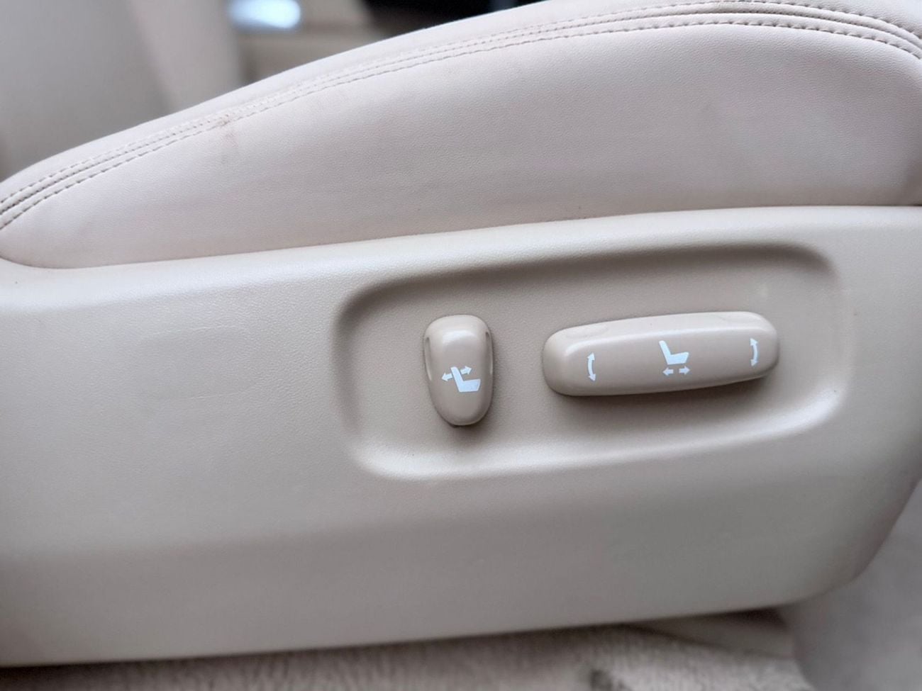 Toyota Land Cruiser GXR+ 4.0L