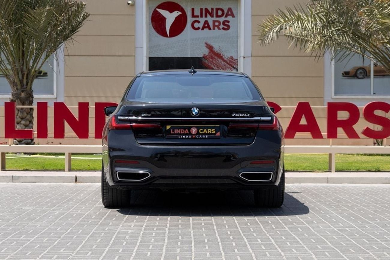 BMW 750Li xDrive 4.4L (523 HP)