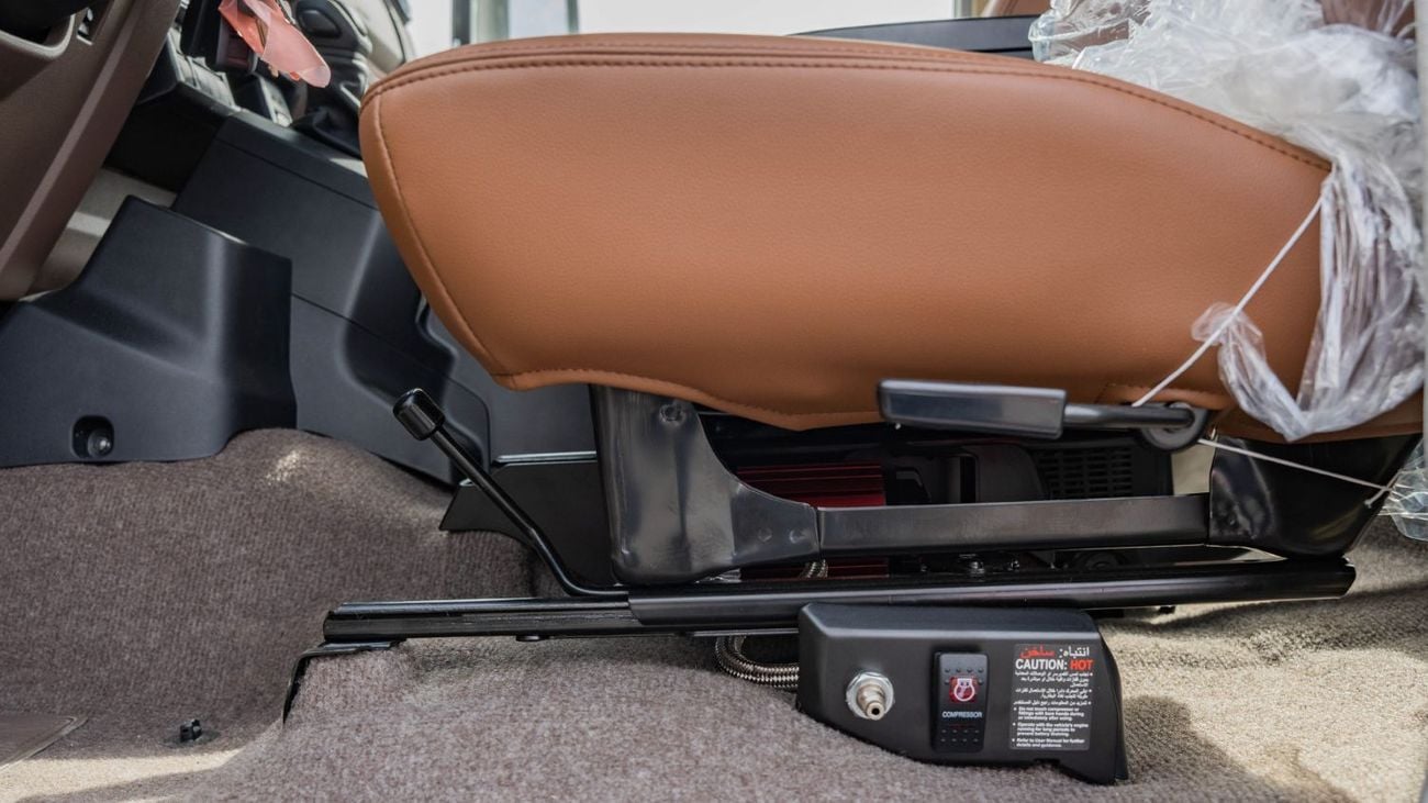 تويوتا لاند كروزر 70 2026 Toyota Land Cruiser LC71 4.0L AT Petrol Full Option