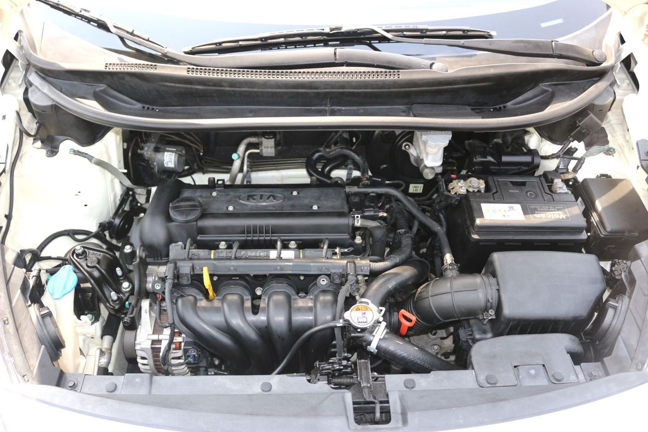 كيا ريو LX كيا ريوا 2017 خليجي فل اتوماتيك بحاله وكاله فقط 67000 ميلوا استعمال سيده