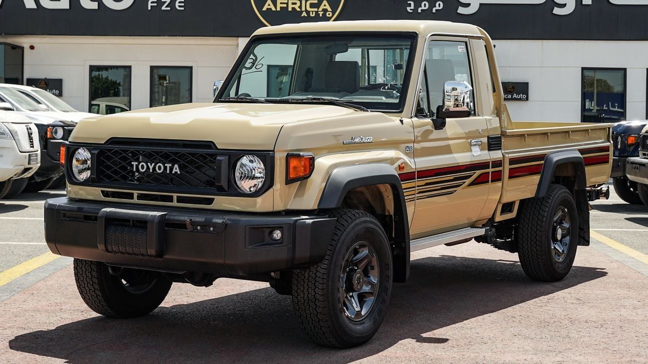 Toyota Land Cruiser Pick Up LC79 SC 4.0 PETROL 2025 MT FULL