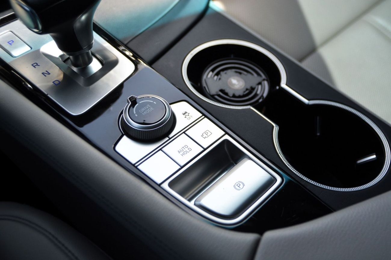 Genesis G70 GINISES/2022//ORIGINAL AIR BAGS/LOOW MILEG//TURBO//NO ACCIDINT