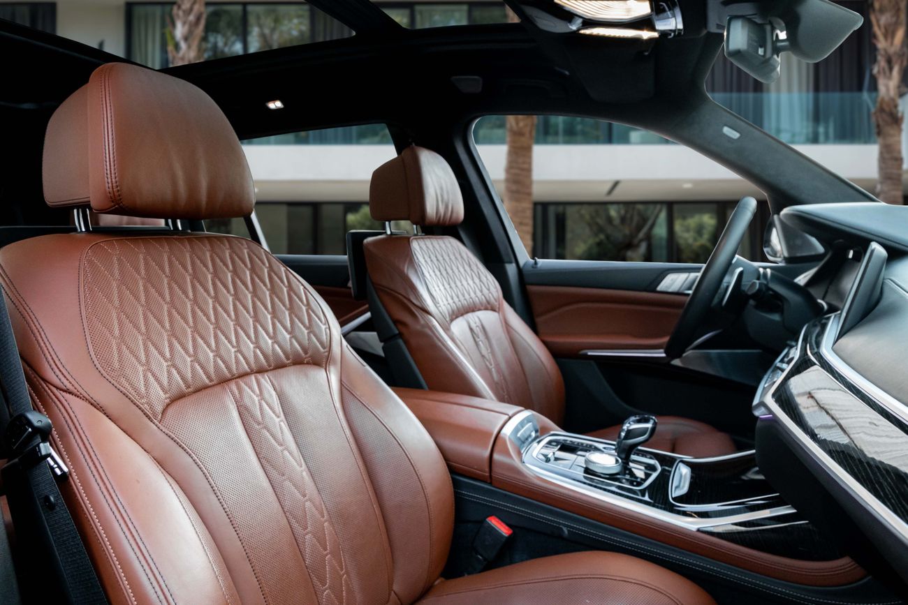 بي أم دبليو X7 M50i 4.4L (523 HP)