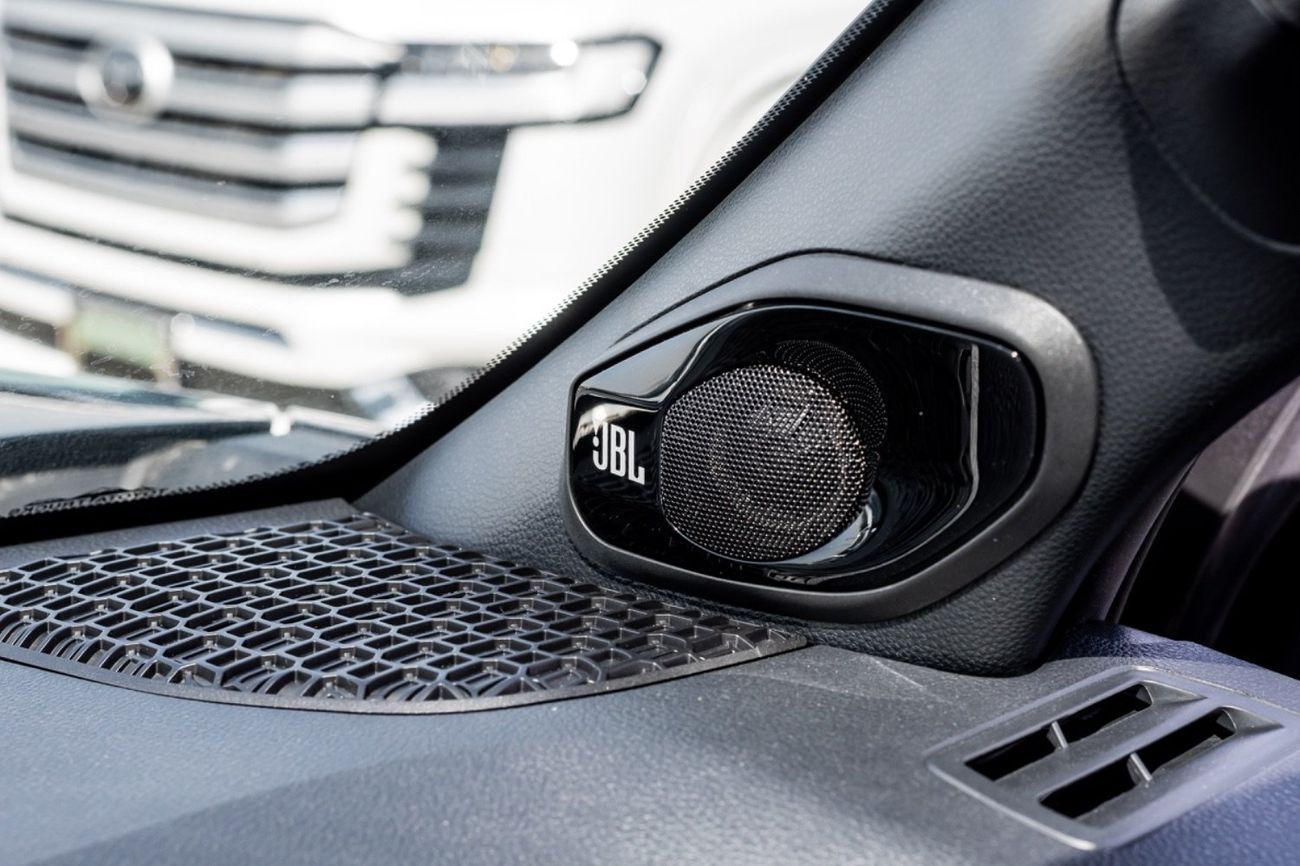 تويوتا Runner4 TRD PRO 2.4L iFORCE MAXX HYBRID