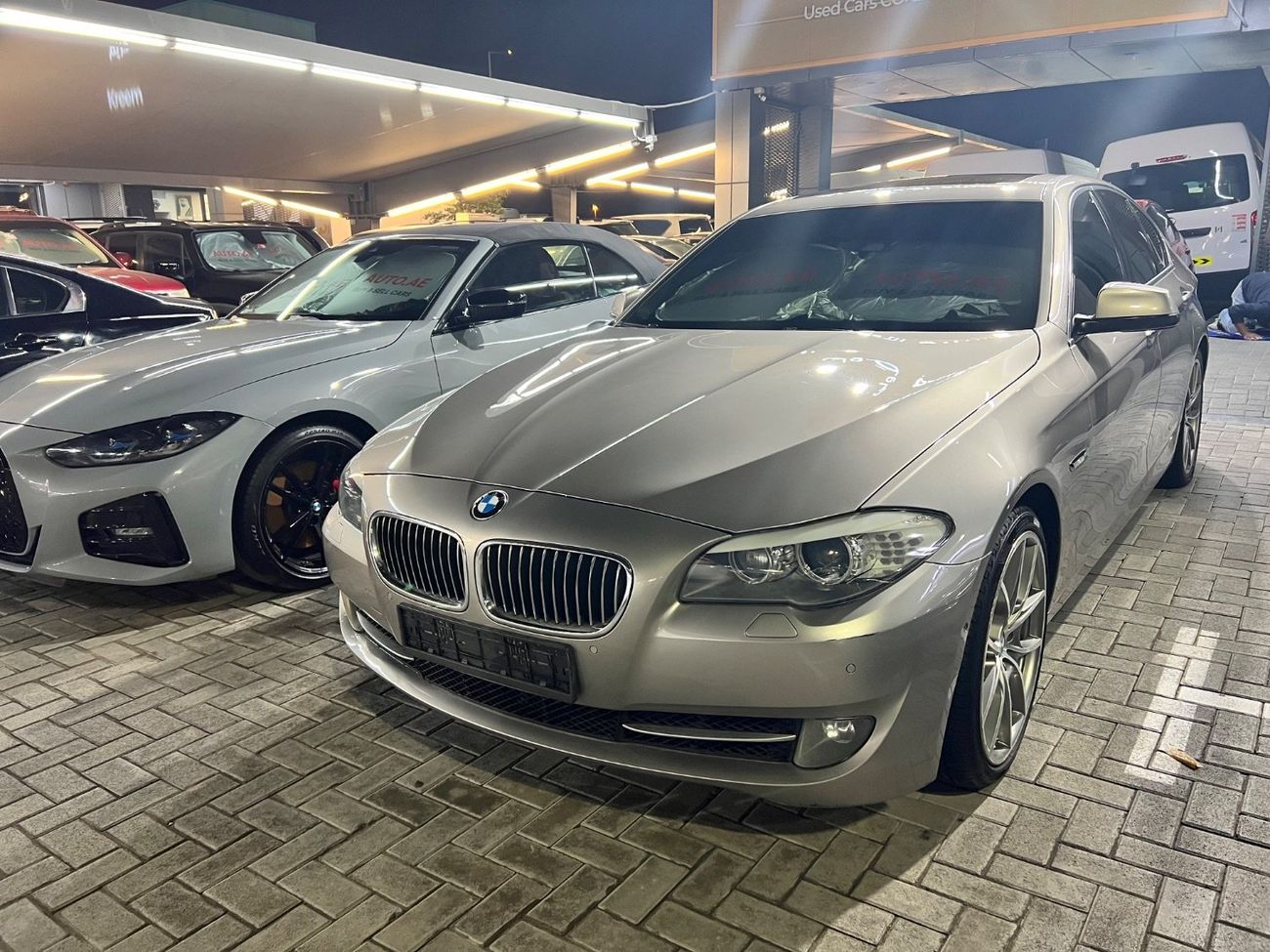 بي أم دبليو 535i Luxury 3.0L