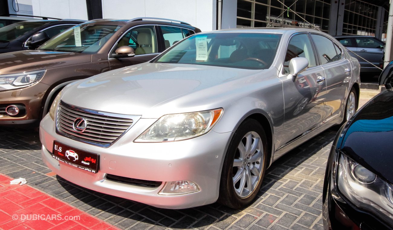 Lexus LS460