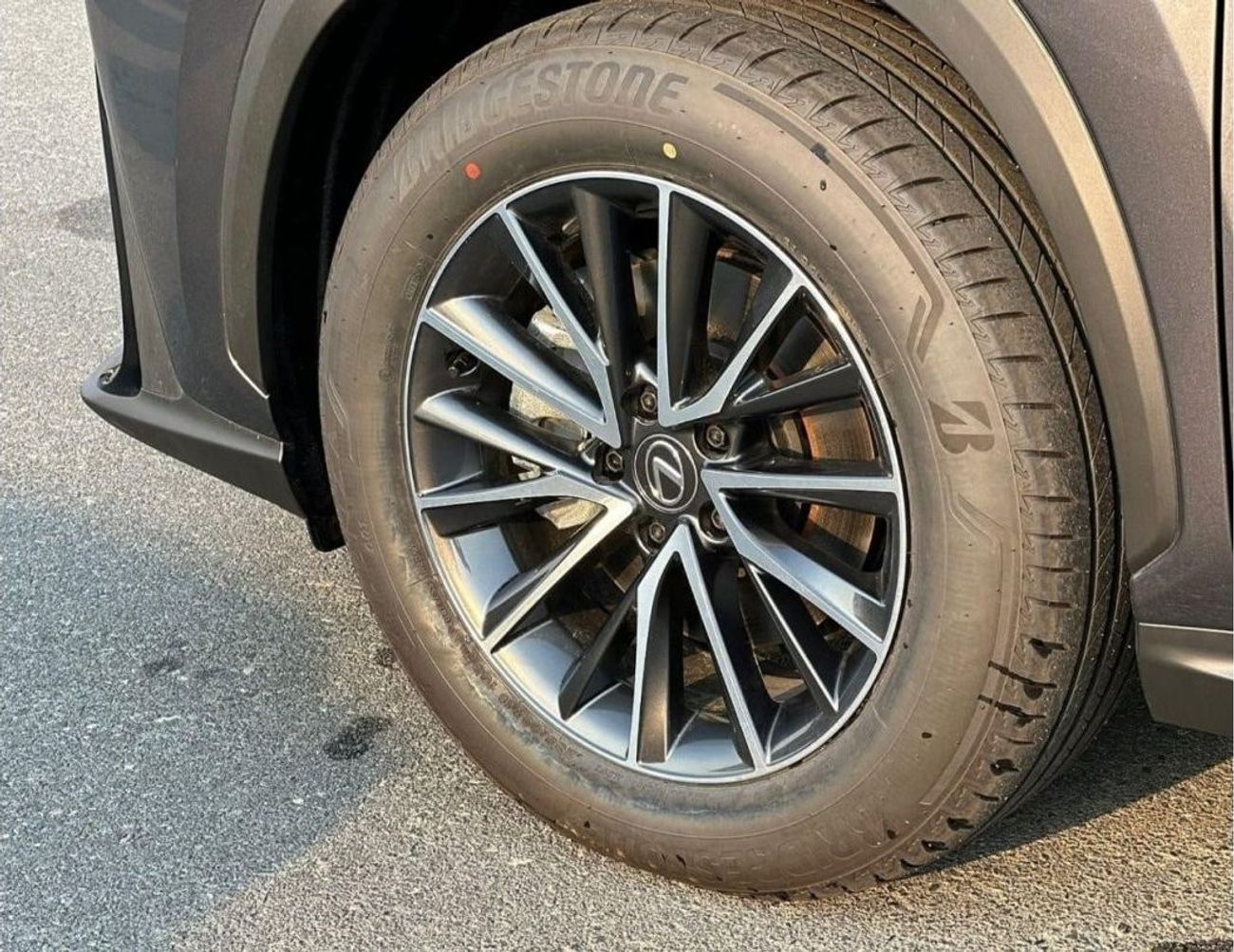 لكزس NX350 NX350h 2.5L HYBRID FULL OPTIONS 2024