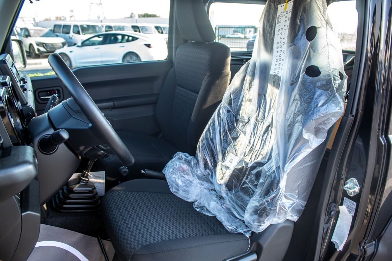 سوزوكي جيمني GL 1.5L (3-Doors)