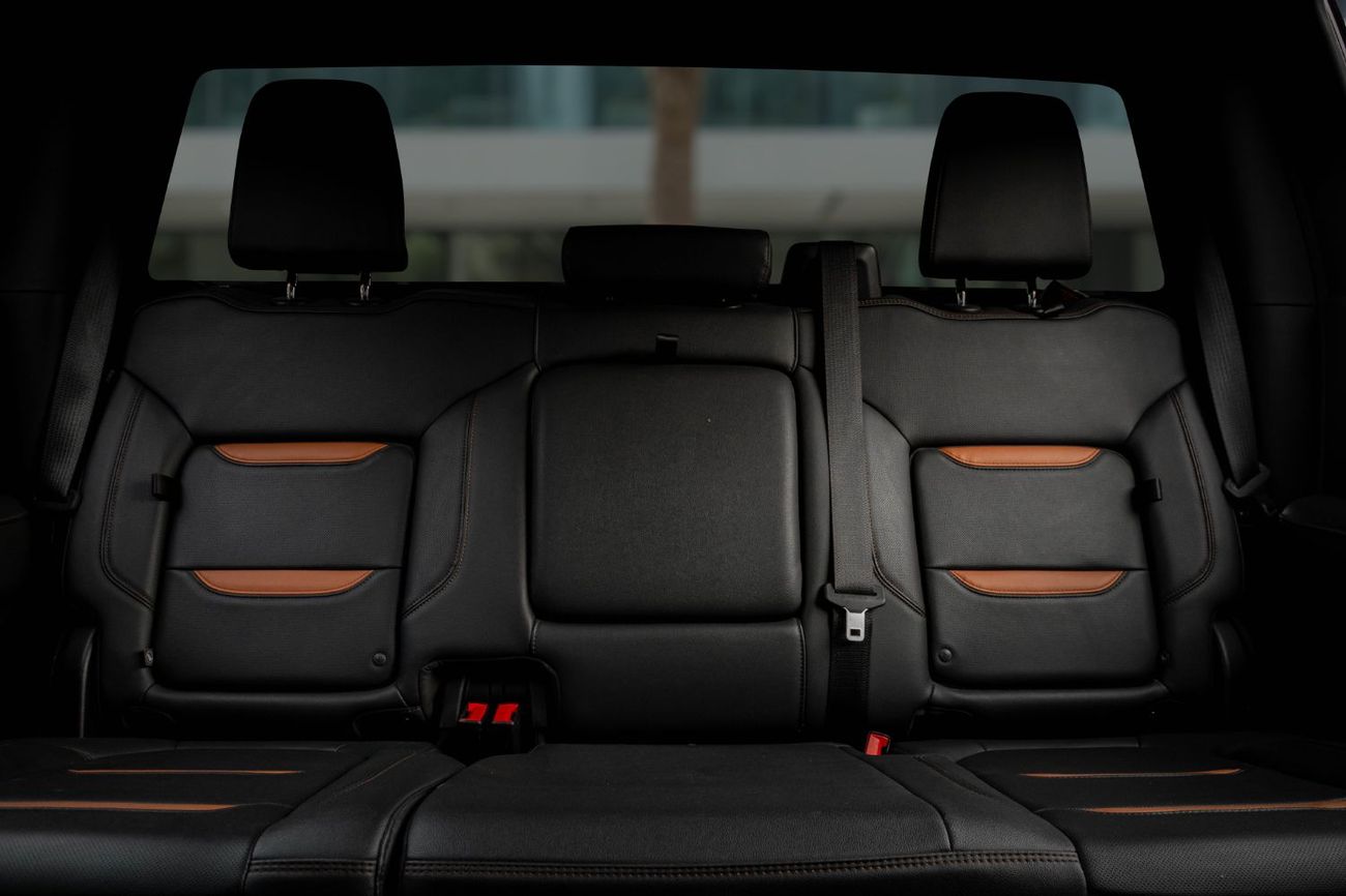 جي أم سي سييرا AT4 | 3,721 P.M  | 0% Downpayment | Low Kms!