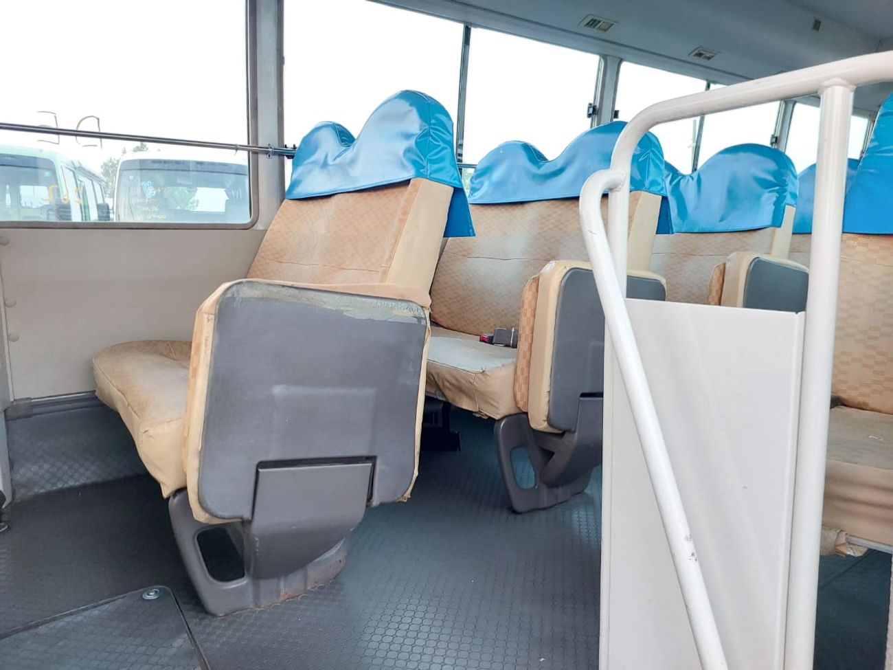 ميتسوبيشي روزا MITSUBISHI ROSA BUS RHD 2006 MODEL 4.8 L DIESEL AUTOMATIC(PM00086)