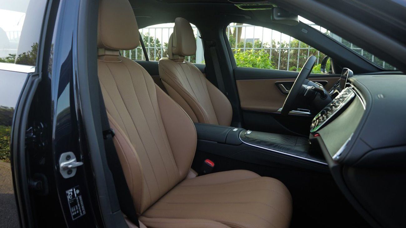 مرسيدس بنز E200 Mercedes-Benz E200 (Only for Export) 2026 MERCEDES-BENZ E 200 Avantgarde EQ Boost 2.0L RWD 0Km